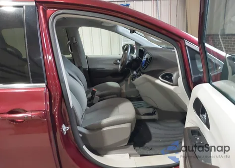 2017 Chrysler Pacifica Touring from USA, damaged, VIN 2C4RC1DG8HR833624